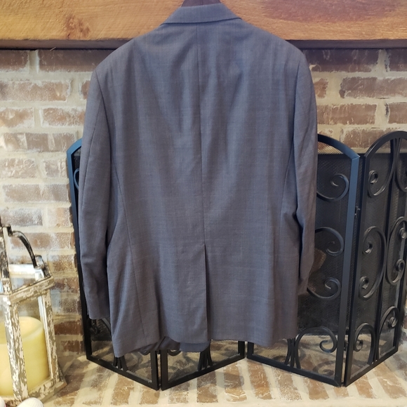 Austin Reed - Picture 4 of 6